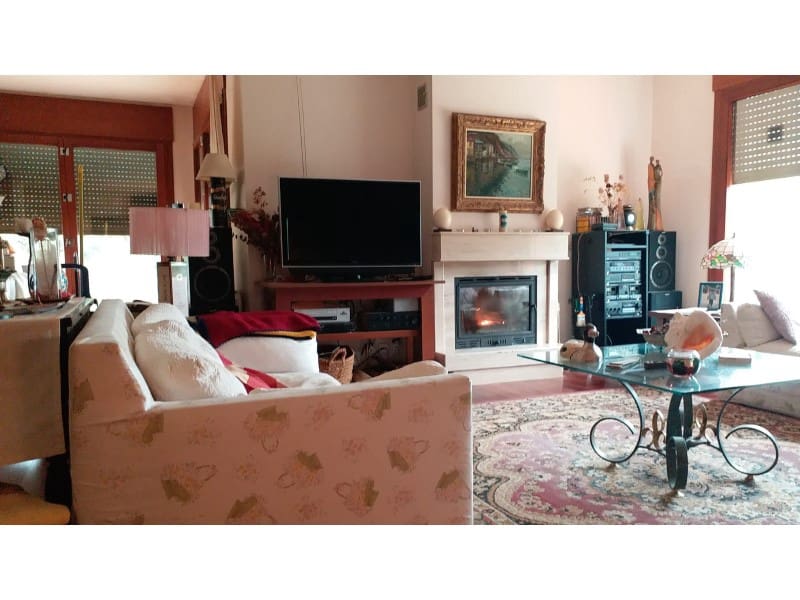 Chalet de 4 habitaciones en Arenys de Munt en venta con garaje - 625.000 € (Ref: 10061960)