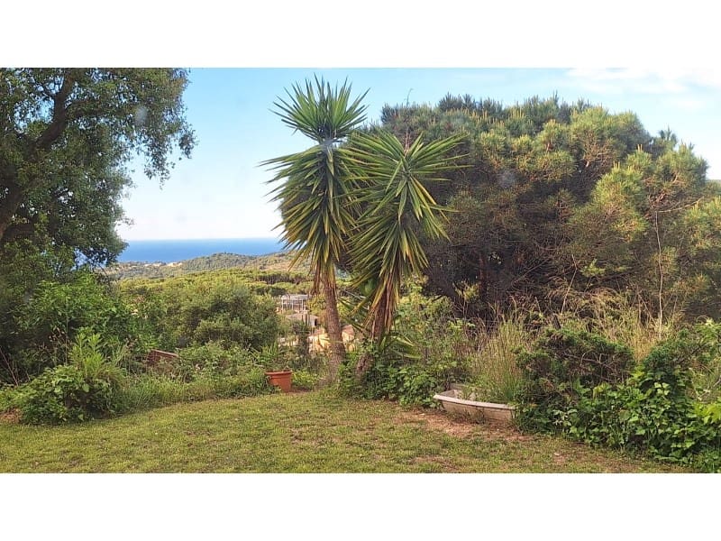 Chalet de 4 habitaciones en Arenys de Munt en venta con garaje - 625.000 € (Ref: 10061960)