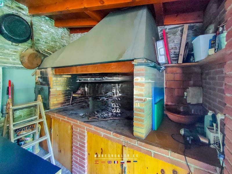 Chalet de 4 habitaciones en Arenys de Munt en venta con garaje - 625.000 € (Ref: 10061960)
