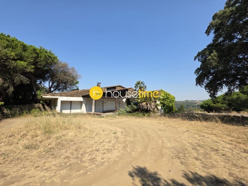 6 bedroom Villa for sale in Vilanova del Valles with garage - € 400,000 (Ref: 10061961)