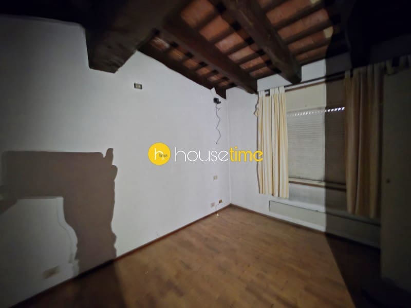 6 bedroom Villa for sale in Vilanova del Valles with garage - € 400,000 (Ref: 10061961)