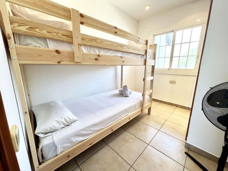 3 Zimmer Apartment zu vermieten in Cabrera de Mar mit Pool Garage - 1.900 € (Ref: 10100149)