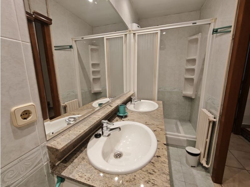 3 Zimmer Apartment zu vermieten in Cabrera de Mar mit Pool Garage - 1.900 € (Ref: 10100149)