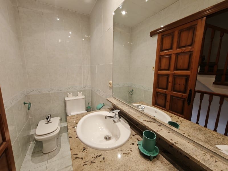 3 Zimmer Apartment zu vermieten in Cabrera de Mar mit Pool Garage - 1.900 € (Ref: 10100149)