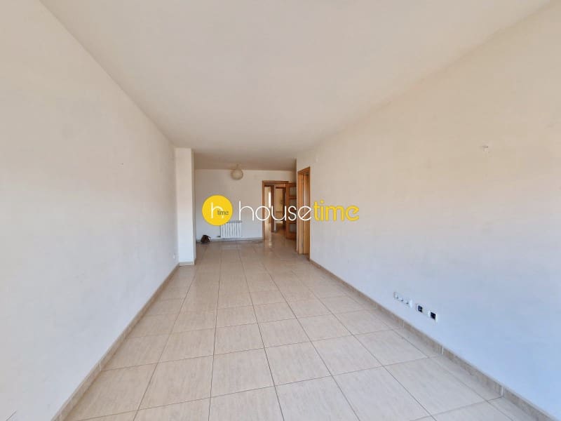 3 bedroom Apartment for sale in Figueres - € 295,000 (Ref: 10129297)
