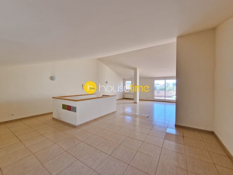 3 bedroom Apartment for sale in Figueres - € 295,000 (Ref: 10129297)