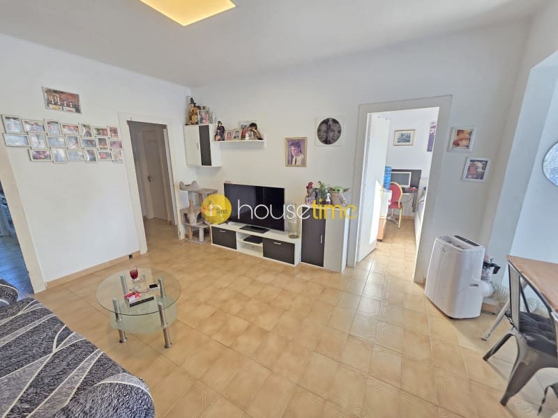 3 bedroom Flat for sale in Calella - € 130,000 (Ref: 10129298)
