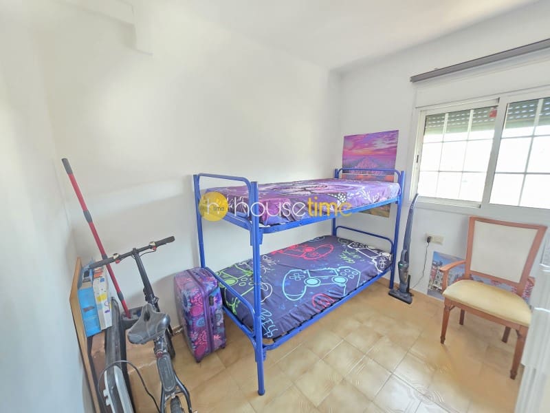 3 bedroom Flat for sale in Calella - € 130,000 (Ref: 10129298)