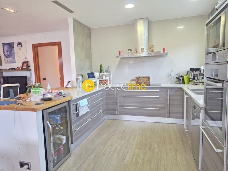 8 bedroom Villa for sale in Mataro with pool garage - € 1,037,000 (Ref: 10129299)