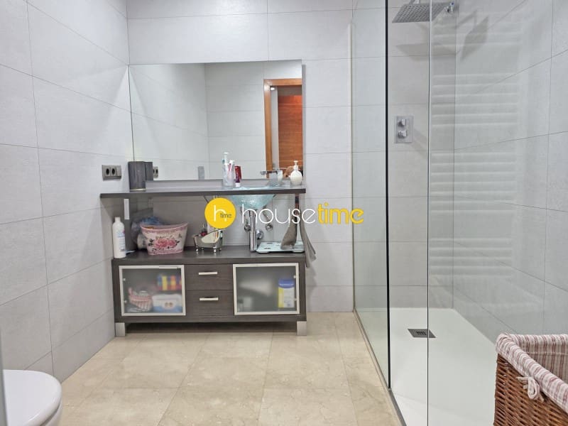 8 bedroom Villa for sale in Mataro with pool garage - € 1,037,000 (Ref: 10129299)