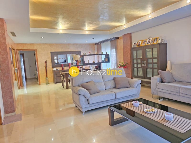 8 bedroom Villa for sale in Mataro with pool garage - € 1,037,000 (Ref: 10129299)