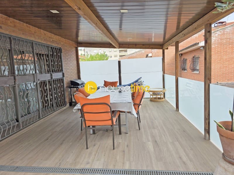8 bedroom Villa for sale in Mataro with pool garage - € 1,037,000 (Ref: 10129299)