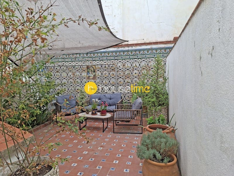 4 bedroom Flat for sale in Calella with garage - € 395,000 (Ref: 10131667)