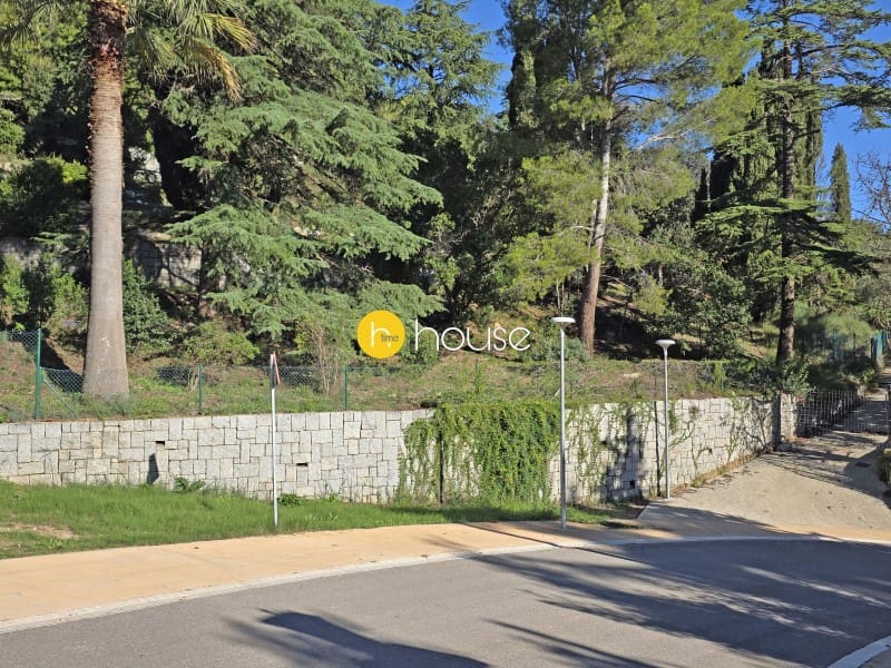 Undeveloped Land for sale in Vallromanes - € 276,000 (Ref: 10148701)