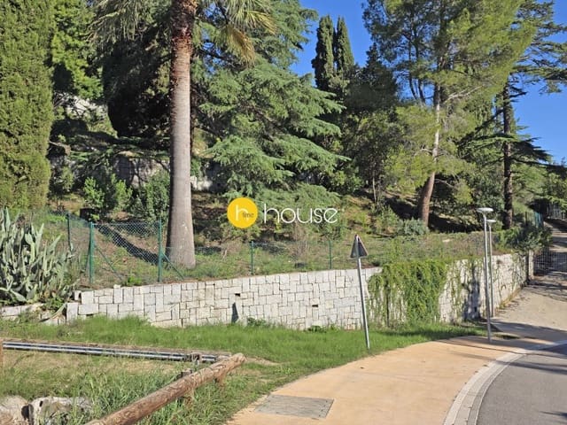 Undeveloped Land for sale in Vallromanes - € 276,000 (Ref: 10148701)