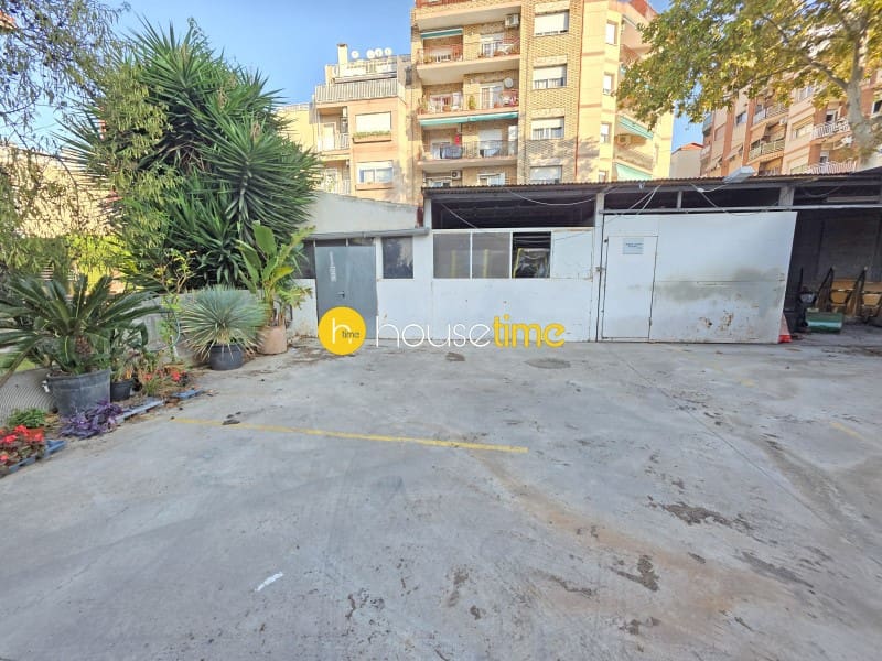 Byggegrund til salg i Badalona - € 900.000 (Ref: 10159514)