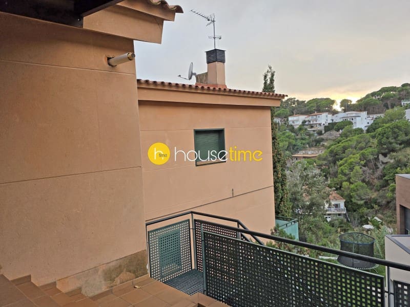 5 sypialnia Willa na sprzedaż w Lloret de Mar z basenem garażem - 685 000 € (Ref: 10171452)