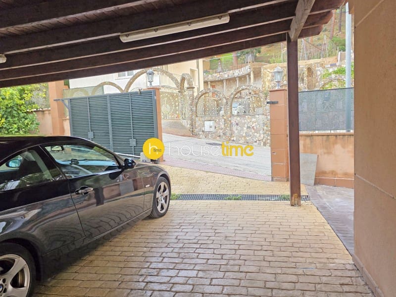 5 sypialnia Willa na sprzedaż w Lloret de Mar z basenem garażem - 685 000 € (Ref: 10171452)