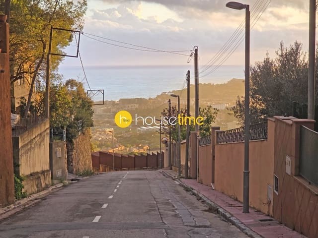 5 bedroom Villa for sale in Roca Grossa, Lloret de Mar with pool garage - € 685,000 (Ref: 10171452)