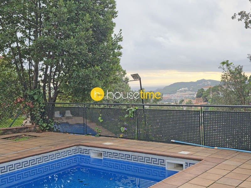 5 sypialnia Willa na sprzedaż w Lloret de Mar z basenem garażem - 685 000 € (Ref: 10171452)