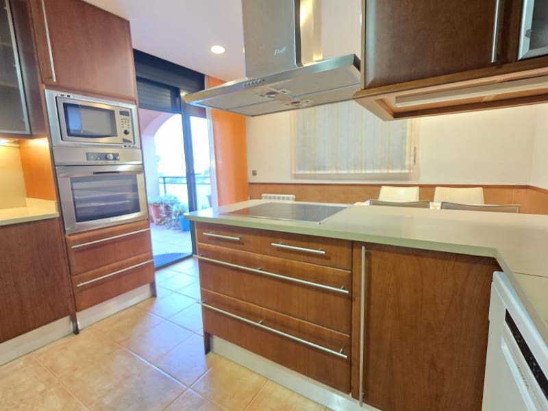 5 sypialnia Willa na sprzedaż w Lloret de Mar z basenem garażem - 685 000 € (Ref: 10171452)