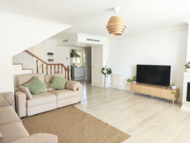 4 quarto Apartamento para arrendar em Vilassar de Mar com piscina garagem - 1 800 € (Ref: 10173732)