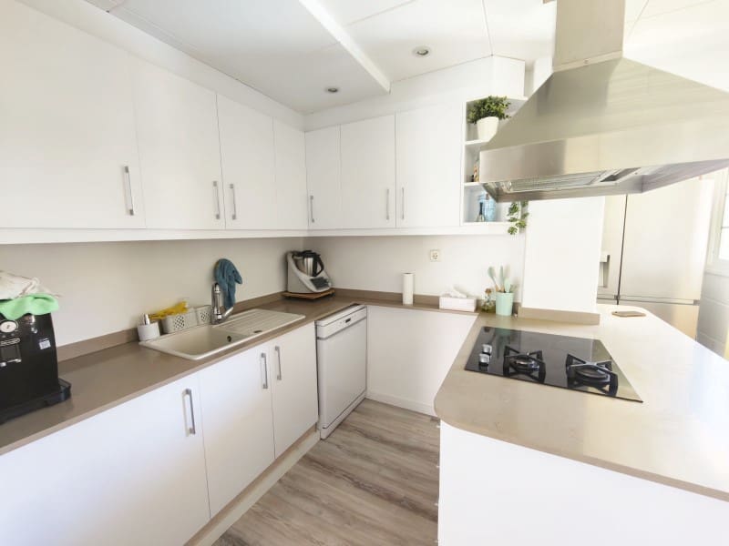 Apartamento de 4 habitaciones en Vilassar de Mar en alquiler con piscina garaje - 1.800 € (Ref: 10173732)