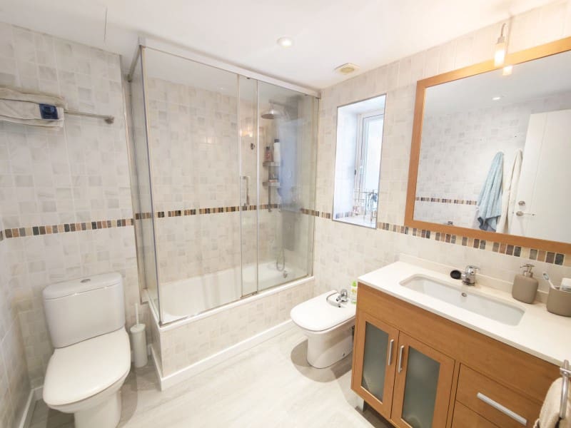 Apartamento de 4 habitaciones en Vilassar de Mar en alquiler con piscina garaje - 1.800 € (Ref: 10173732)