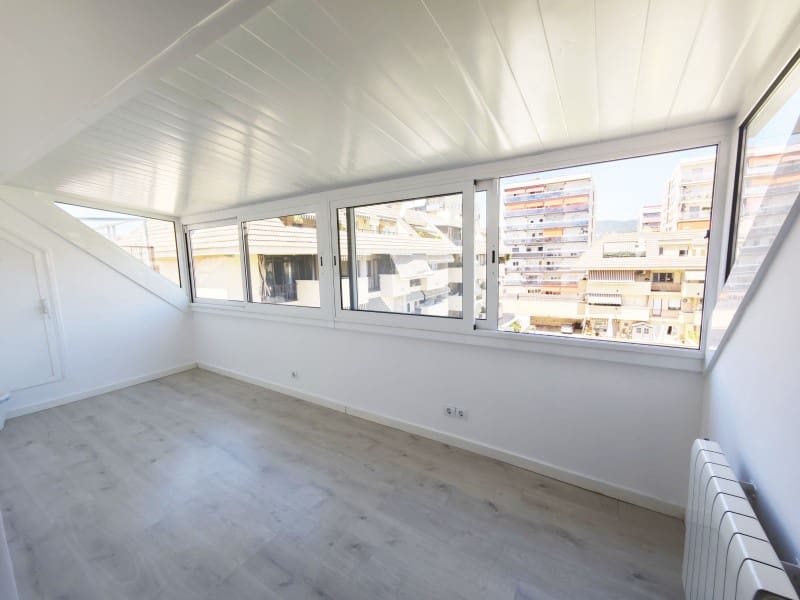 Apartamento de 4 habitaciones en Vilassar de Mar en alquiler con piscina garaje - 1.800 € (Ref: 10173732)