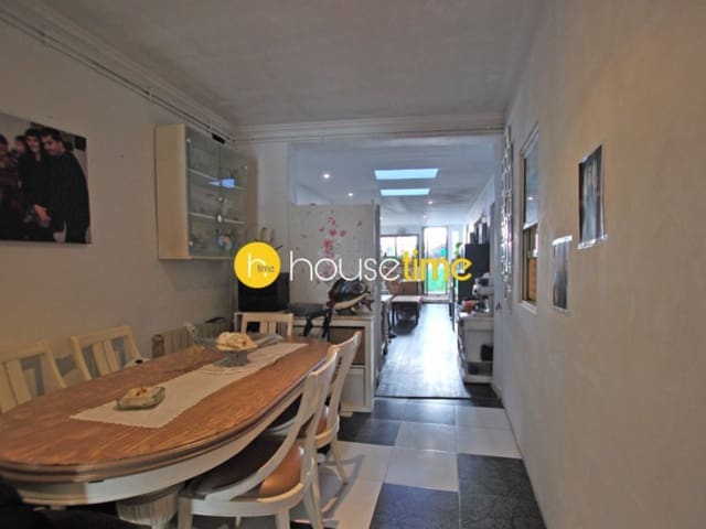 5 chambre Maison de Ville à vendre à Canet de Mar avec garage - 399 000 € (Ref: 9458625)