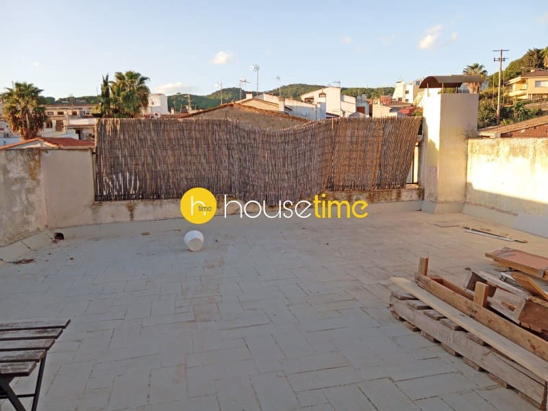 5 chambre Maison de Ville à vendre à Canet de Mar avec garage - 399 000 € (Ref: 9458625)