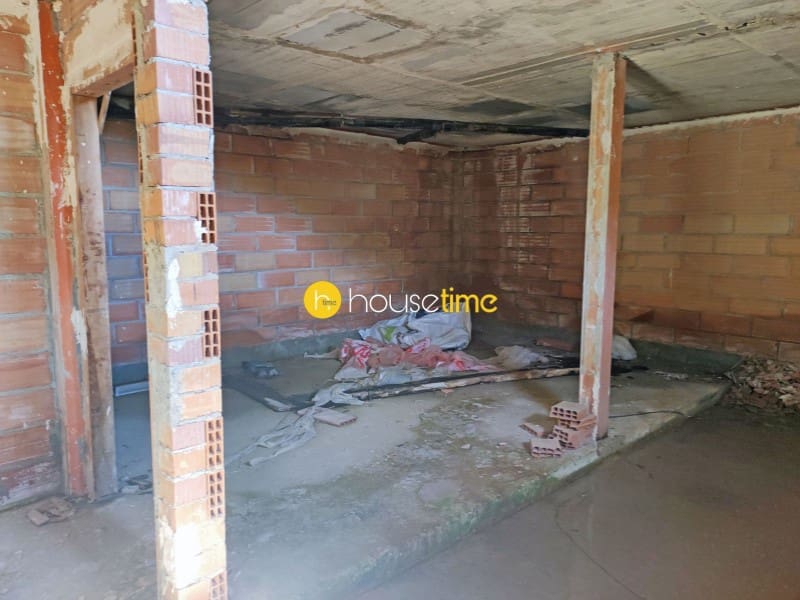 Chalet de 4 habitaciones en Alella en venta con garaje - 475.000 € (Ref: 9458626)