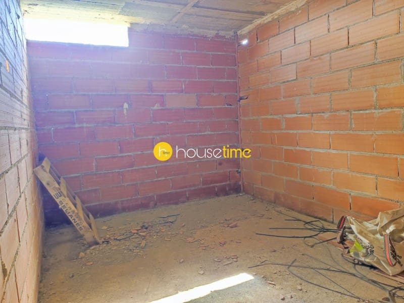 Chalet de 4 habitaciones en Alella en venta con garaje - 475.000 € (Ref: 9458626)