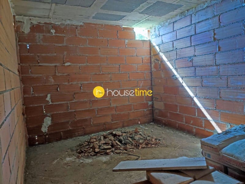 Chalet de 4 habitaciones en Alella en venta con garaje - 475.000 € (Ref: 9458626)