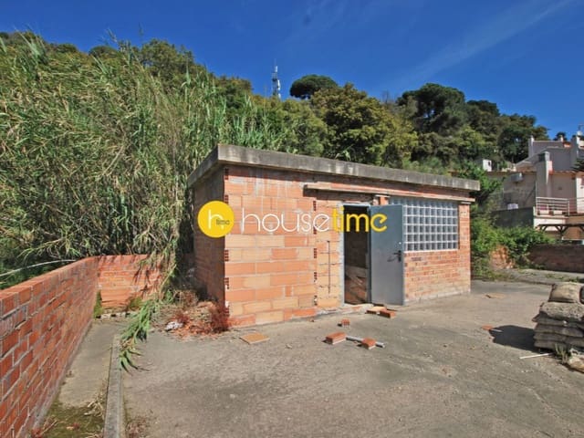 Chalet de 4 habitaciones en Alella en venta con garaje - 475.000 € (Ref: 9458626)