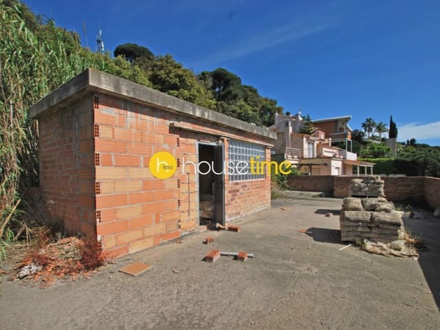 Chalet de 4 habitaciones en Alella en venta con garaje - 475.000 € (Ref: 9458626)