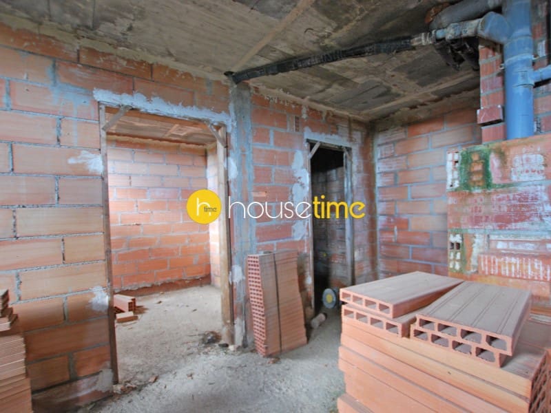 Chalet de 4 habitaciones en Alella en venta con garaje - 475.000 € (Ref: 9458626)