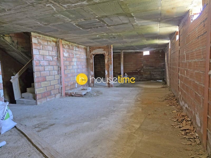 4 sypialnia Willa na sprzedaż w Alella z garażem - 464 900 € (Ref: 9458626)