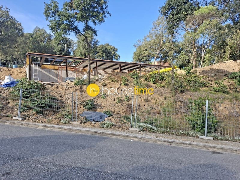 4 soverom Hus til salgs i Vallromanes med garasje - € 550 000 (Ref: 9458627)