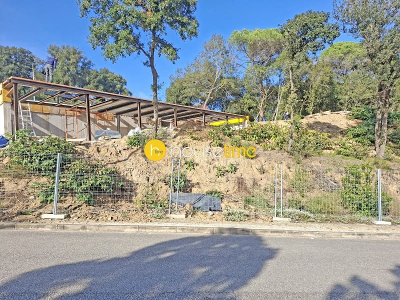 4 soverom Hus til salgs i Vallromanes med garasje - € 550 000 (Ref: 9458627)