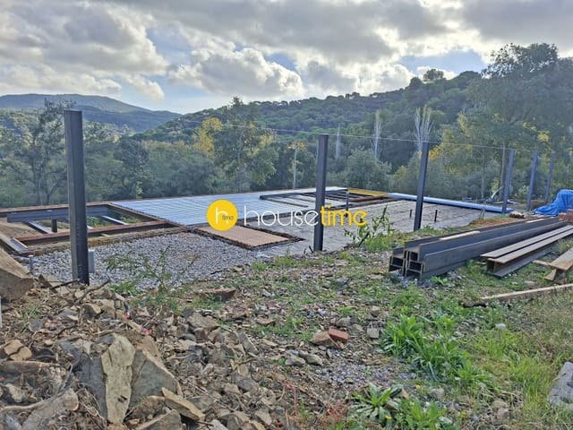 4 makuuhuone Omakotitalo myytävänä paikassa Vallromanes mukana 
autotalli - 550 000 € (Ref: 9458627)