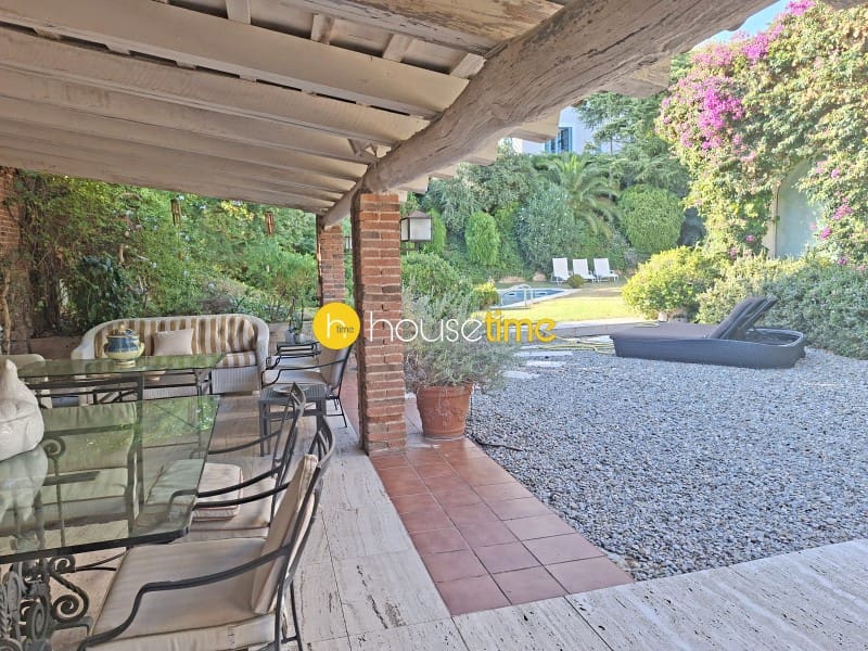 Chalet de 7 habitaciones en El Masnou en venta con garaje - 1.800.000 € (Ref: 9458628)