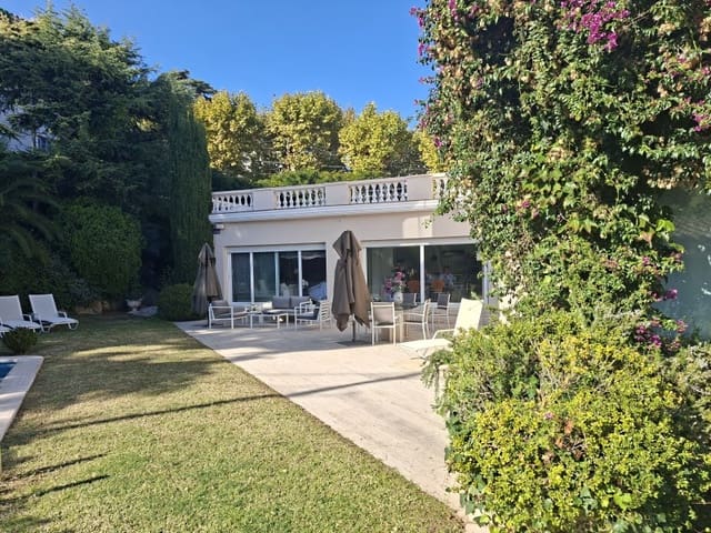 Chalet de 7 habitaciones en El Masnou en venta con garaje - 1.800.000 € (Ref: 9458628)