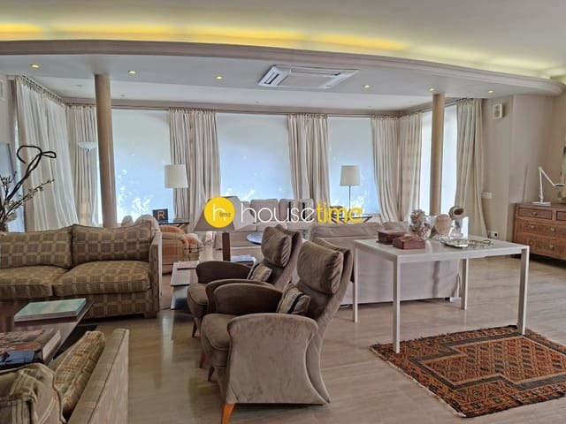 7 soverom Villa til salgs i El Masnou med garasje - € 1 800 000 (Ref: 9458628)