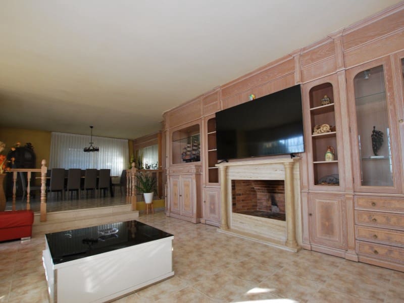 5 quarto Moradia para venda em Cabrils com garagem - 940 000 € (Ref: 9458629)