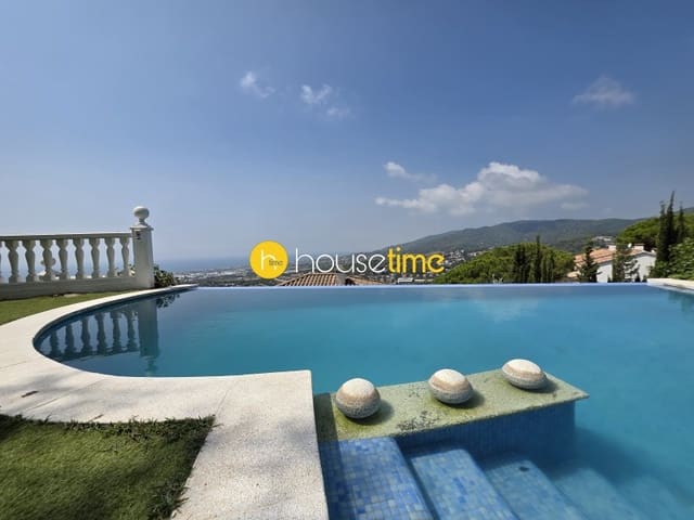 5 bedroom Villa for sale in Cabrils with garage - € 890,000 (Ref: 9458629)