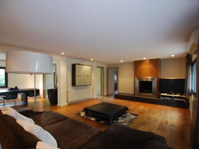 4 quarto Moradia para venda em Cabrera de Mar com garagem - 925 000 € (Ref: 9458630)