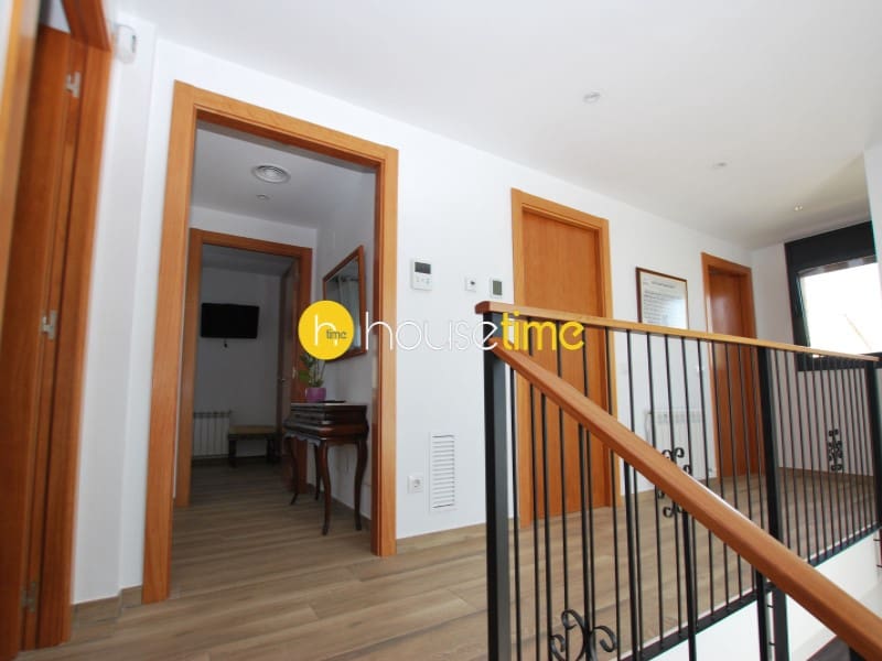 5 makuuhuone Huvila myytävänä paikassa Cabrera de Mar mukana 
autotalli - 1 460 000 € (Ref: 9458631)