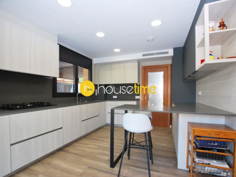 5 makuuhuone Huvila myytävänä paikassa Cabrera de Mar mukana 
autotalli - 1 460 000 € (Ref: 9458631)