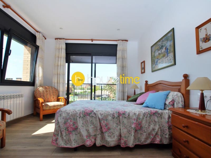 5 makuuhuone Huvila myytävänä paikassa Cabrera de Mar mukana 
autotalli - 1 460 000 € (Ref: 9458631)